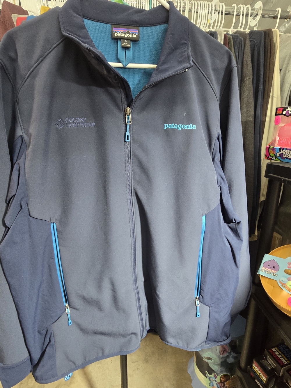 Navy blue Patagonia Men's Adze Hybrid Jacket